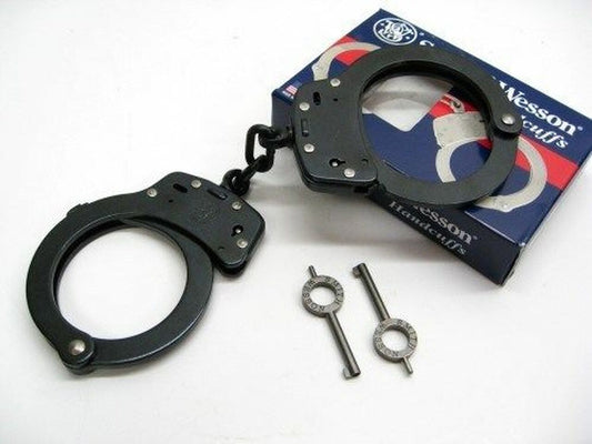 S&W Model 100 Handcuffs