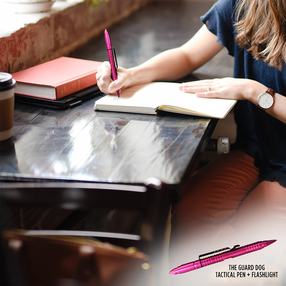 Tactical Pen w/Flashlight (30 Lumens)